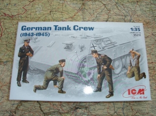 ICM 35211  German Tank Crew 1943-1945